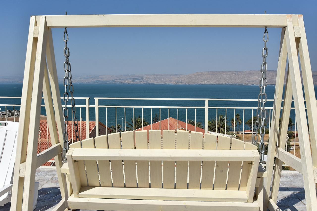 אחוזת חוף כנרת Kinneret Village Tiberias Exterior photo