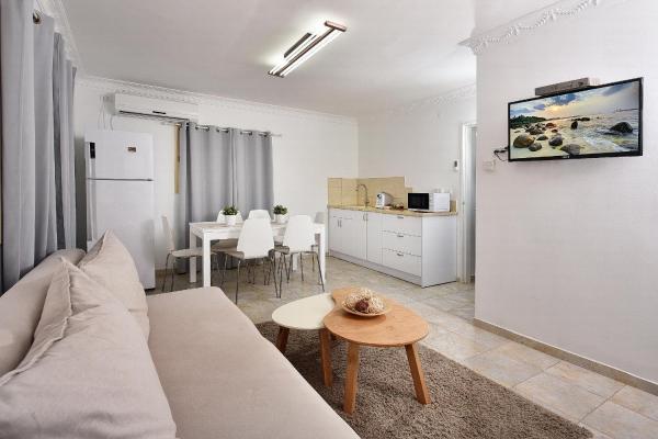 אחוזת חוף כנרת Kinneret Village Tiberias Exterior photo